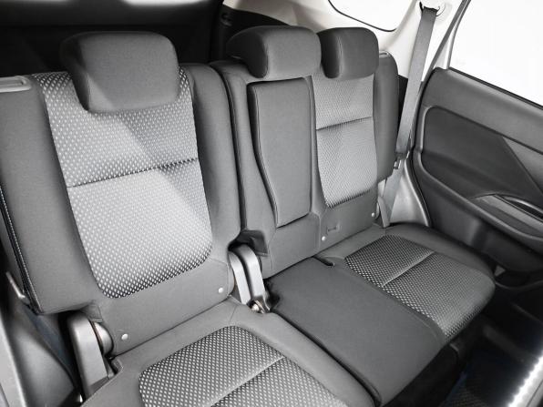 Mitsubishi Outlander III Рестайлинг 2 с пробегом 2018 года, цена 1 895 000 рублей, 156892 км, внедорожник, Автокод Объявления