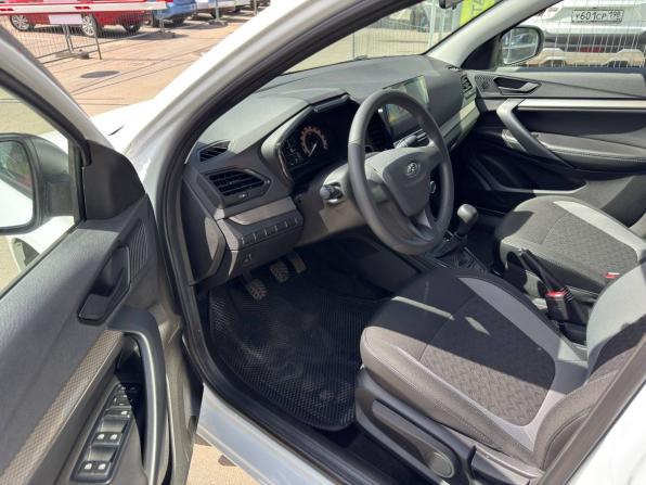 Lada (ВАЗ) Vesta I Рестайлинг (NG) с пробегом 2023 года, цена 1 250 000 рублей, 31813 км, седан, Автокод Объявления