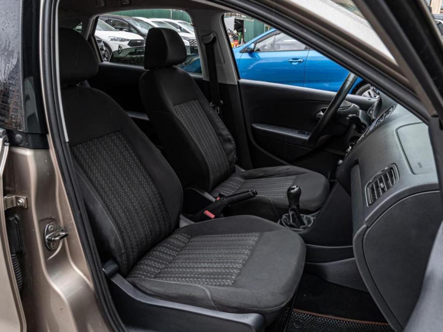 Volkswagen Polo V Рестайлинг Краснодар  - изображение 8
