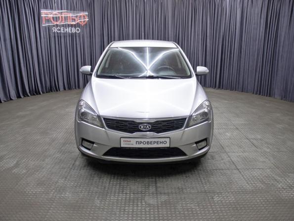 Kia Ceed I Рестайлинг с пробегом 2010 года, цена 679 000 рублей, 265000 км, хэтчбек, Автокод Объявления