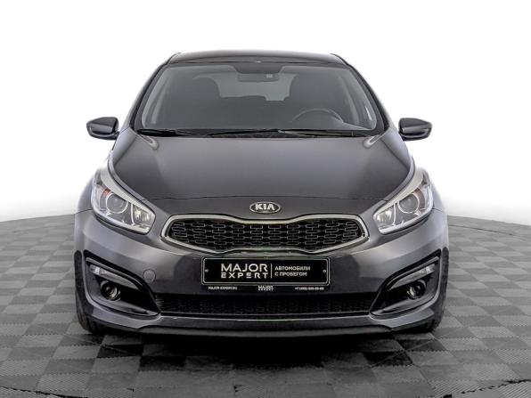 Kia Ceed II Рестайлинг с пробегом 2018 года, цена 1 385 000 рублей, 102124 км, хэтчбек, Автокод Объявления