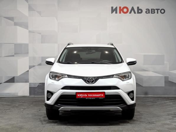 Toyota RAV4 IV (XA40) Рестайлинг с пробегом 2018 года, цена 2 490 000 рублей, 139070 км, внедорожник, Автокод Объявления