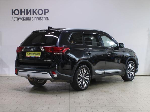 Mitsubishi Outlander III Рестайлинг 3 с пробегом 2018 года, цена 1 929 000 рублей, 138160 км, внедорожник, Автокод Объявления