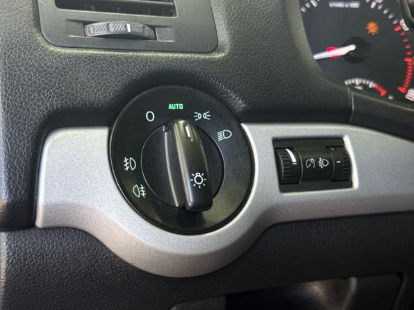 Skoda Octavia II (A5) Рестайлинг с пробегом 2012 года, цена 1 049 000 рублей, 127000 км, лифтбек, Автокод Объявления