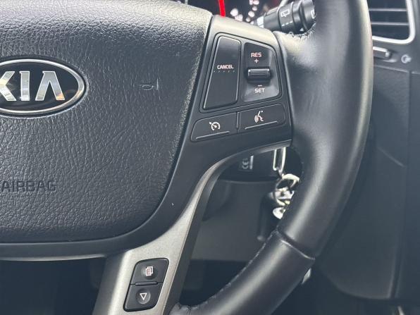 Kia Sorento II Рестайлинг с пробегом 2017 года, цена 2 299 000 рублей, 71156 км, внедорожник, Автокод Объявления