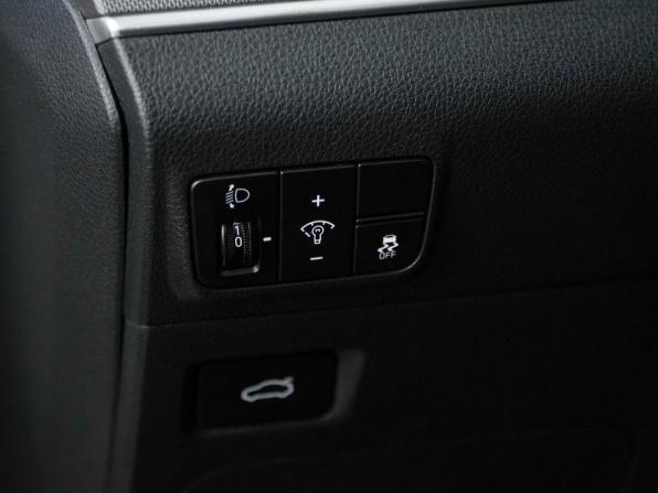 Kia K5 III с пробегом 2020 года, цена 2 457 077 рублей, 59791 км, седан, Автокод Объявления