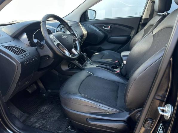 Hyundai ix35 I Рестайлинг с пробегом 2014 года, цена 1 295 000 рублей, 268886 км, внедорожник, Автокод Объявления