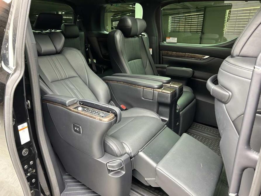 Toyota Alphard III Рестайлинг Москва  - изображение 12