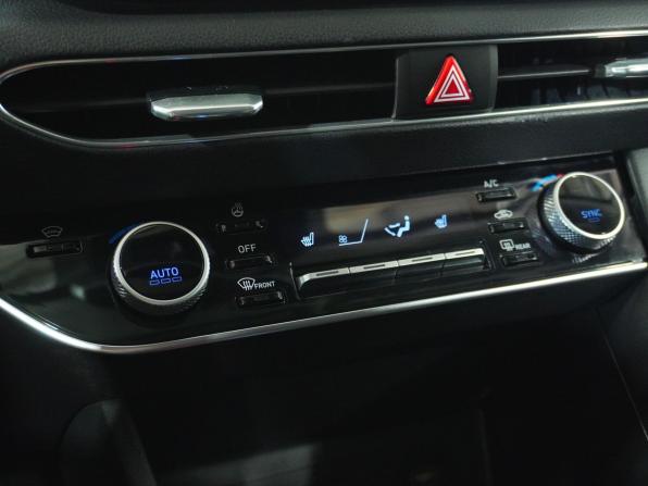Hyundai Sonata VIII (DN8) с пробегом 2022 года, цена 2 650 000 рублей, 41253 км, седан, Автокод Объявления
