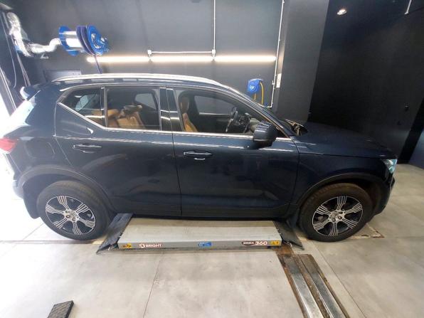 Volvo XC40 I с пробегом 2021 года, цена 3 045 000 рублей, 80413 км, внедорожник, Автокод Объявления