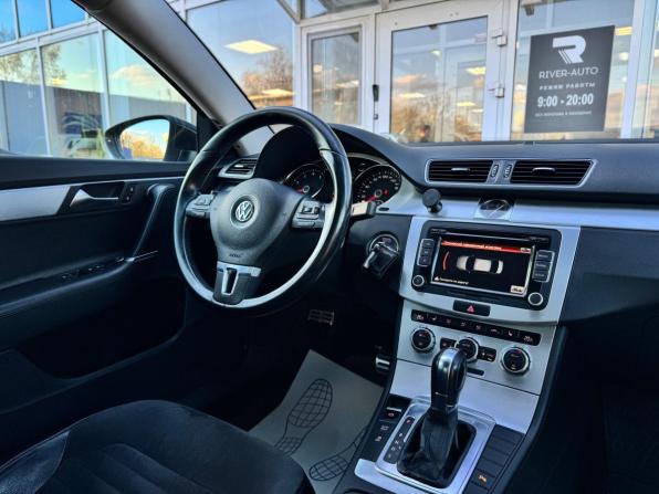 Volkswagen Passat B7 с пробегом 2012 года, цена 1 150 000 рублей, 199952 км, седан, Автокод Объявления
