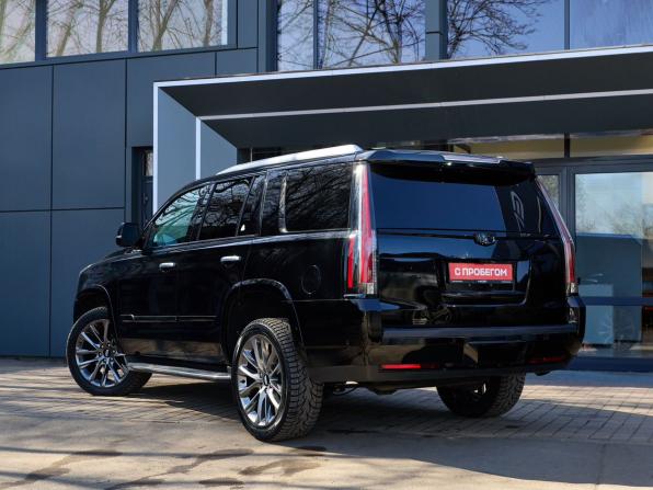 Cadillac Escalade IV с пробегом 2019 года, цена 5 350 000 рублей, 95850 км, внедорожник, Автокод Объявления