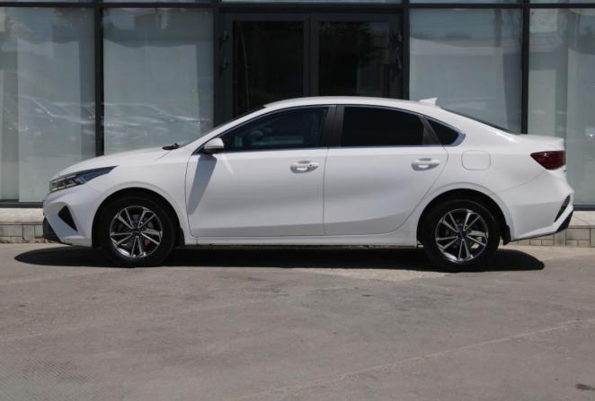 Kia Cerato IV Рестайлинг с пробегом 2021 года, цена 2 220 000 рублей, 174415 км, седан, Автокод Объявления