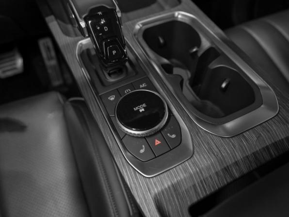 Jaecoo J7 I с пробегом 2023 года, цена 2 445 000 рублей, 17854 км, внедорожник, Автокод Объявления