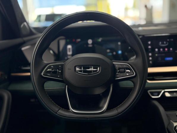 Geely Monjaro I с пробегом 2023 года, цена 3 100 001 рубль, 40235 км, внедорожник, Автокод Объявления