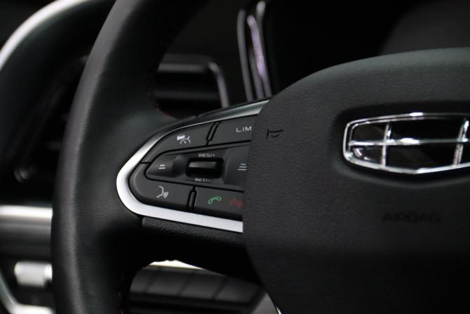 Geely Tugella I Рестайлинг с пробегом 2024 года, цена 3 195 950 рублей, 30579 км, внедорожник, Автокод Объявления