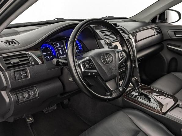 Toyota Camry VII (XV50) Рестайлинг с пробегом 2015 года, цена 1 915 000 рублей, 234410 км, седан, Автокод Объявления