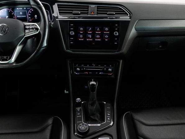 Volkswagen Tiguan II Рестайлинг с пробегом 2021 года, цена 3 499 000 рублей, 104350 км, внедорожник, Автокод Объявления