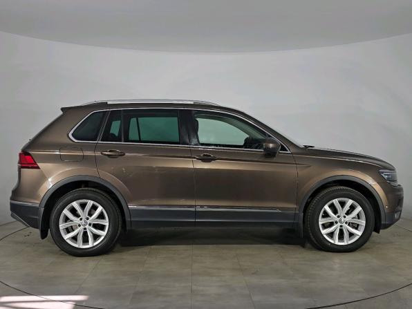 Volkswagen Tiguan II с пробегом 2017 года, цена 2 630 000 рублей, 72055 км, внедорожник, Автокод Объявления