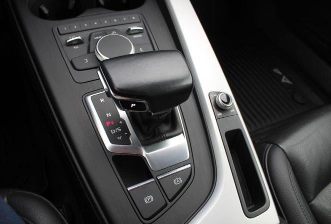 Audi A4 V (B9) с пробегом 2019 года, цена 2 300 000 рублей, 103324 км, седан, Автокод Объявления