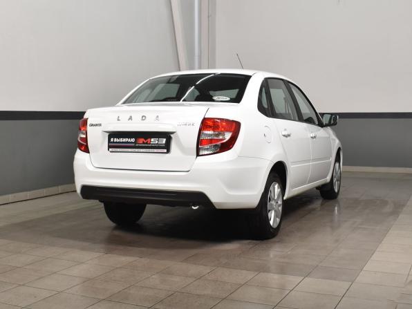 Lada (ВАЗ) Granta I Рестайлинг с пробегом 2023 года, цена 899 995 рублей, 1705 км, седан, Автокод Объявления