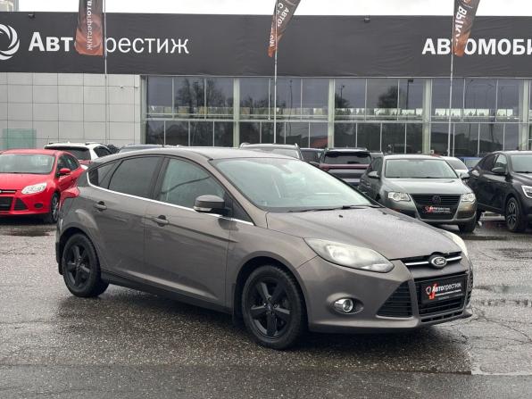 Ford Focus III с пробегом 2011 года, цена 637 500 рублей, 203000 км, хэтчбек, Автокод Объявления