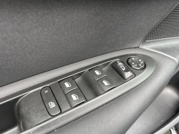 Citroen C4 II с пробегом 2012 года, цена 598 500 рублей, 210439 км, хэтчбек, Автокод Объявления