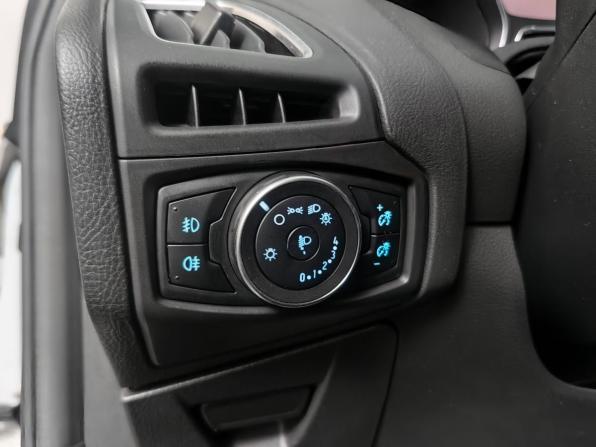 Ford Focus III Рестайлинг с пробегом 2018 года, цена 1 099 000 рублей, 170100 км, хэтчбек, Автокод Объявления