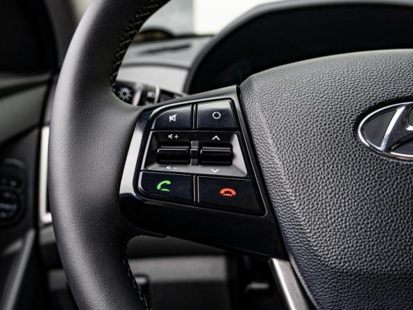 Hyundai Creta I Рестайлинг с пробегом 2021 года, цена 2 099 000 рублей, 61803 км, внедорожник, Автокод Объявления