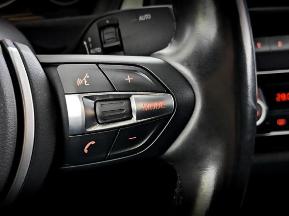 BMW 3 серии VI (F3x) Рестайлинг с пробегом 2018 года, цена 2 950 000 рублей, 94711 км, седан, Автокод Объявления