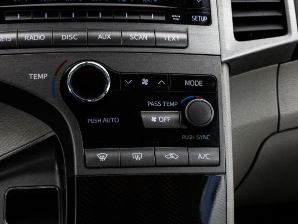 Toyota Venza I с пробегом 2011 года, цена 999 000 рублей, 204249 км, внедорожник, Автокод Объявления