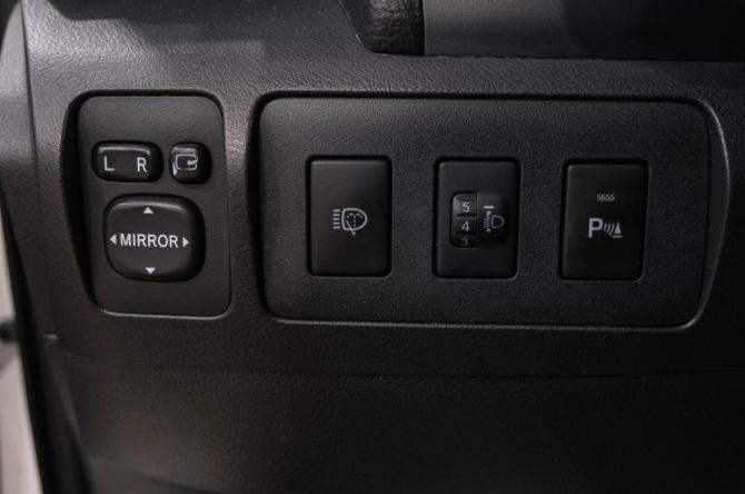 Toyota Camry VI (XV40) Рестайлинг с пробегом 2011 года, цена 1 099 000 рублей, 270000 км, седан, Автокод Объявления