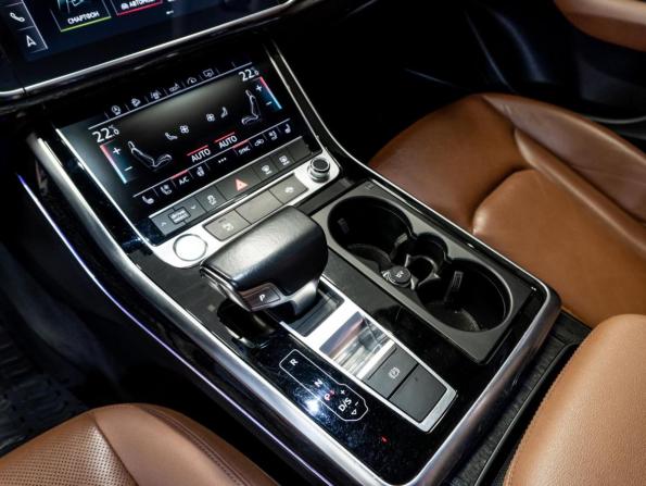 Audi Q8 I (4M) с пробегом 2019 года, цена 4 200 000 рублей, 190820 км, внедорожник, Автокод Объявления