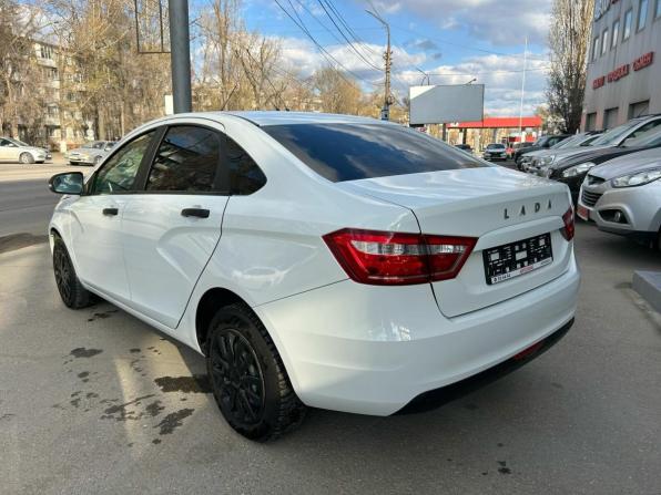 Lada (ВАЗ) Vesta I с пробегом 2021 года, цена 989 000 рублей, 114057 км, седан, Автокод Объявления