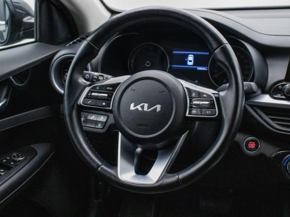 Kia Cerato IV Рестайлинг с пробегом 2022 года, цена 2 098 000 рублей, 108500 км, седан, Автокод Объявления