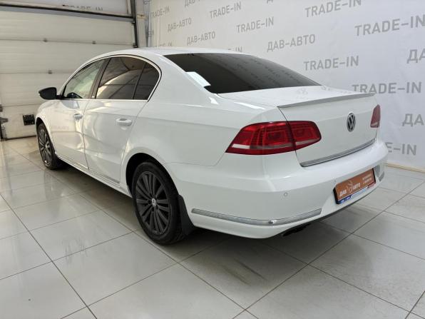 Volkswagen Passat B7 с пробегом 2014 года, цена 1 299 000 рублей, 179000 км, седан, Автокод Объявления