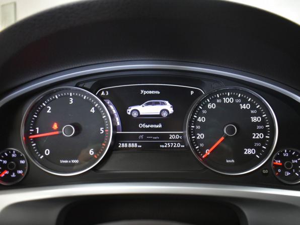 Volkswagen Touareg II с пробегом 2011 года, цена 1 749 000 рублей, 288888 км, внедорожник, Автокод Объявления