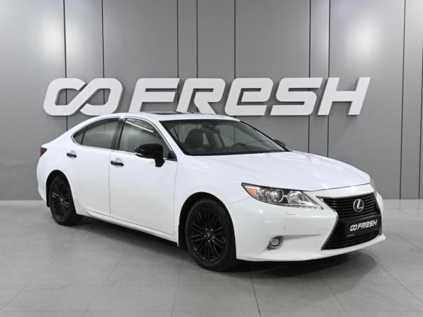 Lexus ES VI