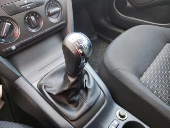 Skoda Octavia II (A5) Рестайлинг с пробегом 2012 года, цена 740 000 рублей, 99096 км, лифтбек, Автокод Объявления