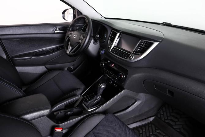 Hyundai Tucson III Рестайлинг с пробегом 2018 года, цена 1 899 000 рублей, 206875 км, внедорожник, Автокод Объявления
