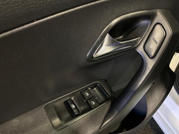 Volkswagen Polo V с пробегом 2013 года, цена 879 000 рублей, 151405 км, седан, Автокод Объявления