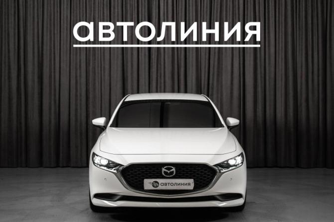 Mazda 3 IV (BP) с пробегом 2020 года, цена 1 600 000 рублей, 112000 км, седан, Автокод Объявления