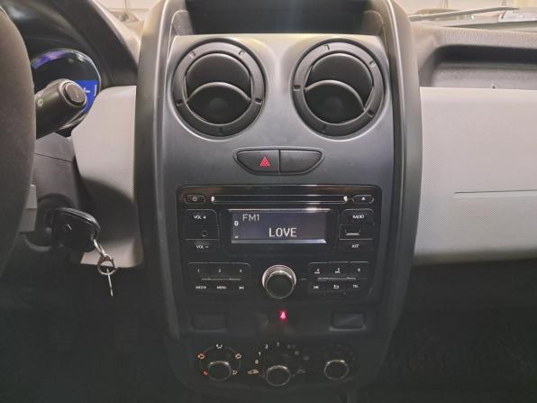 Renault Duster I Рестайлинг с пробегом 2015 года, цена 815 000 рублей, 239868 км, внедорожник, Автокод Объявления