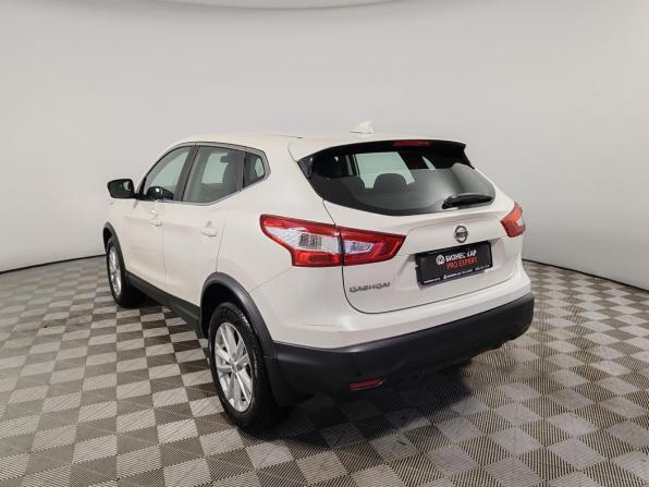 Nissan Qashqai II с пробегом 2018 года, цена 1 429 000 рублей, 161744 км, внедорожник, Автокод Объявления