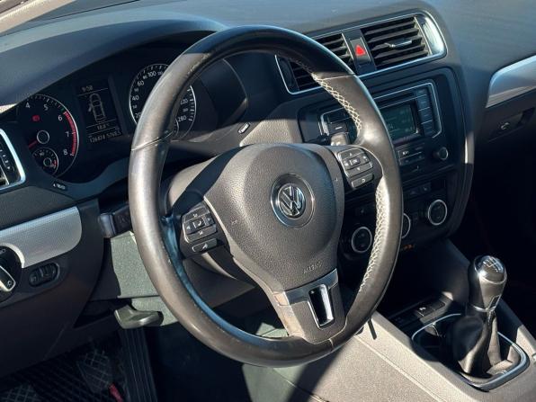 Volkswagen Jetta VI с пробегом 2013 года, цена 949 000 рублей, 125000 км, седан, Автокод Объявления