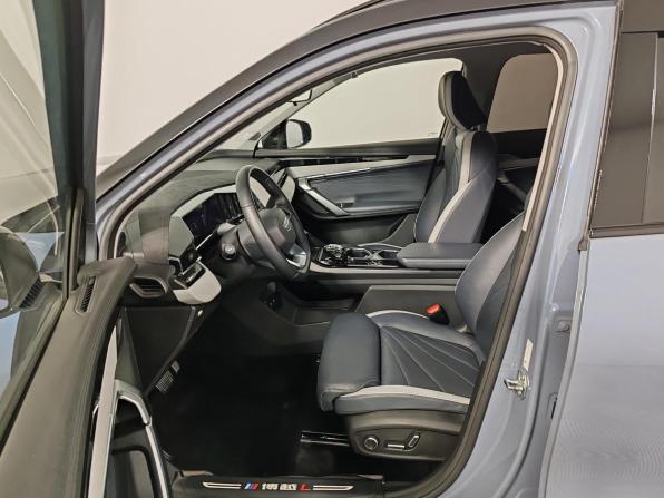 Geely Atlas II с пробегом 2024 года, цена 2 875 000 рублей, 51769 км, внедорожник, Автокод Объявления