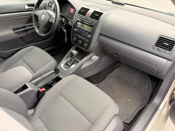 Volkswagen Jetta V с пробегом 2009 года, цена 550 000 рублей, 280000 км, седан, Автокод Объявления