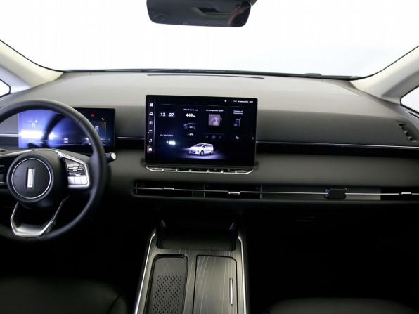 Wey 80 с пробегом 2024 года, цена 5 890 000 рублей, 3000 км, минивэн, Автокод Объявления