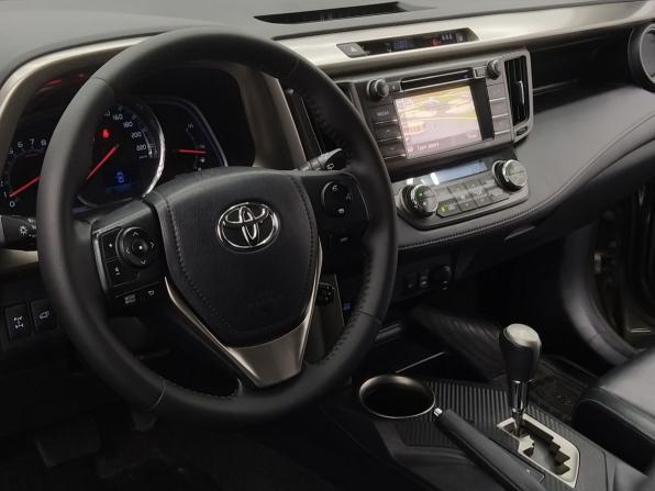 Toyota RAV4 IV (XA40) с пробегом 2013 года, цена 2 139 000 рублей, 121500 км, внедорожник, Автокод Объявления