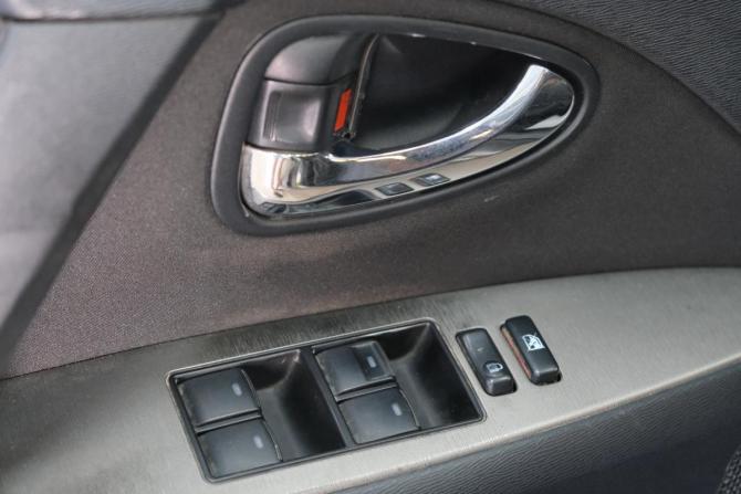 Toyota Avensis III с пробегом 2009 года, цена 949 000 рублей, 310000 км, седан, Автокод Объявления